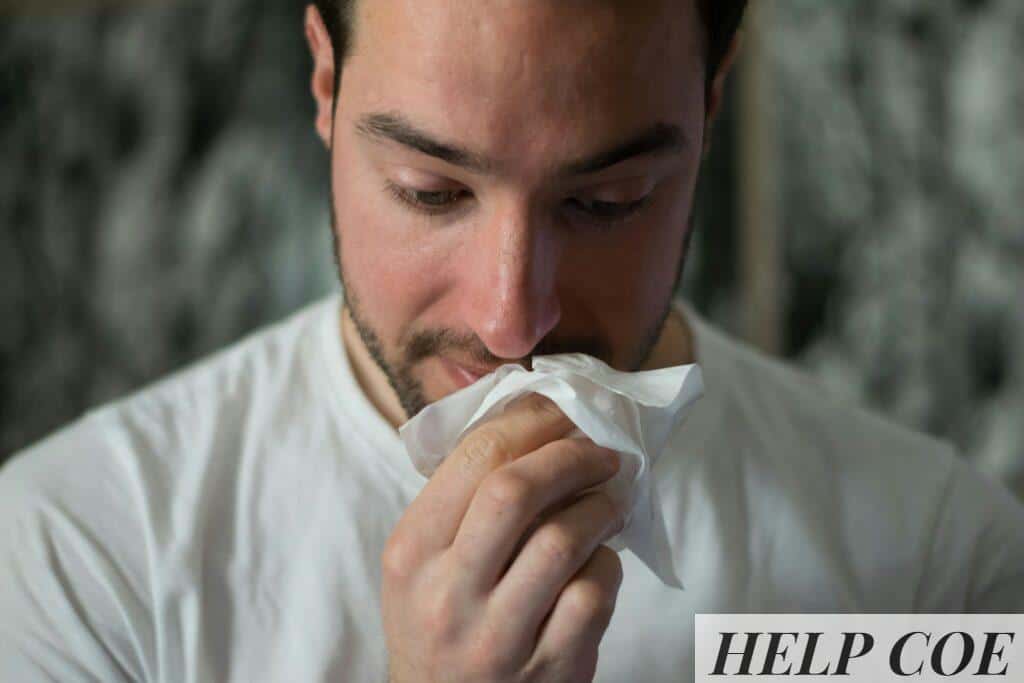 ¿Cómo detener una hemorragia nasal?